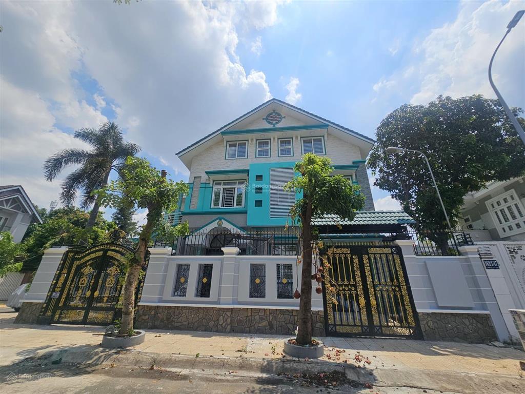 Hạ 2 tỷ! căn biệt thự 2 mặt tiền khu bình lợi, p. bình hòa, 16x20, 900m2, 3 lầu, sân vườn 27.6 tỷ
