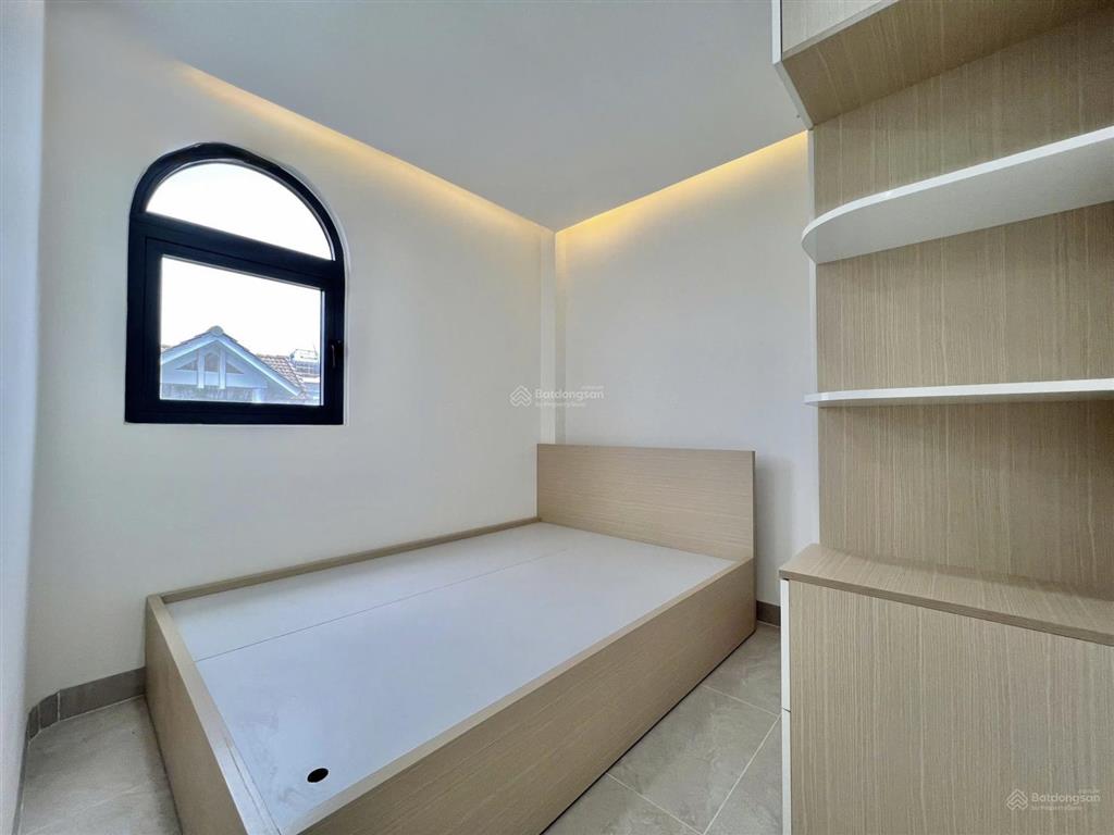 Tòa nhà chdv ngay thống nhất, q. gò vấp, 9.11x28m, nh 15, hđt 155tr