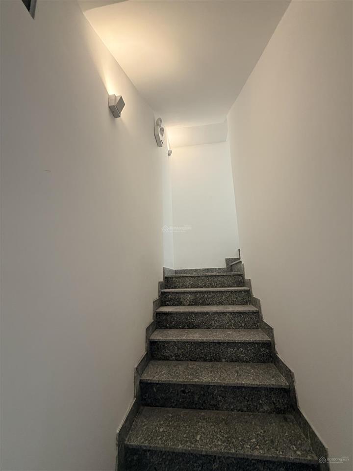 Tòa nhà chdv ngay thống nhất, q. gò vấp, 9.11x28m, nh 15, hđt 155tr