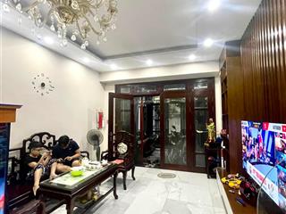 Bán nhà xã đàn 35m2*5t nhỉnh 6 tỷ, thông thoáng, nhà đẹp ở luôn, trước nhà cực kỳ thoáng mát