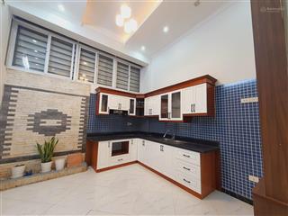 Chính chủ bán nhà bùi xương trạch 25m2*4t chỉ 5 tỷ 2, gồn ô tô, ngõ ba bác, gần trường chợ nhà đẹp