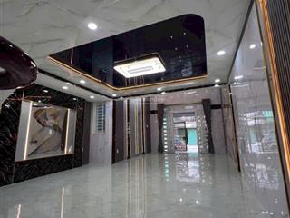 Bán nhà mặt tiền trần văn quang, ngang 5,9m dài 19,5m , xây 3 lầu  6pn, 6wc .  0938 696 ***