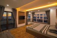 Bán gấp căn hộ penthouse hướng đn view hồ 400m2 rainbow, văn quán, hà đông, giá hợp lý