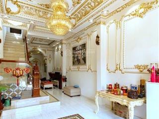 Gấp bán biệt thự mini 145m2 mặt tiền quận 6 gần vòng xoay cây gõ full nội thất cao cấp.