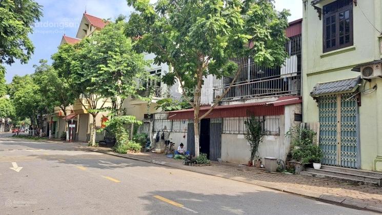 Hàng hiếm, đất giang biên, ngõ thông ô tô tránh, kinh doanh, giá đầu tư