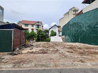 Bán đất phường việt hưng, mặt phố kinh doanh, vỉa hè nhiều ô tô tránh nhau