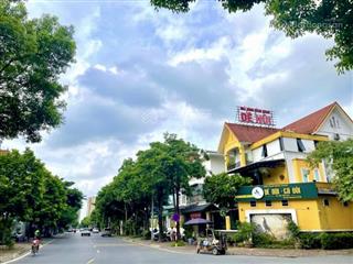 Việt hưng, mặt phố bùi thiện ngộ. 210m2 mặt tiền 17,2m, giá mềm như bún