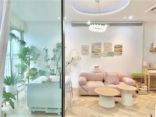 Bán căn hộ 90 nguyễn tuân full nội thất có slot xe hơn 7 tỷ