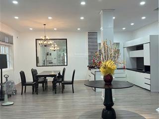 Cho thuê biệt thự thảo điền 200m2 tại đường nguyễn văn hưởng giá chỉ 70 triệu .