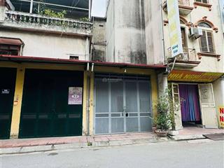 Xây văn phòng đẹp đại cồ việt! mặt tiền 8m  ô tô đỗ vỉa hè  sổ vuông  2 mặt ngõ