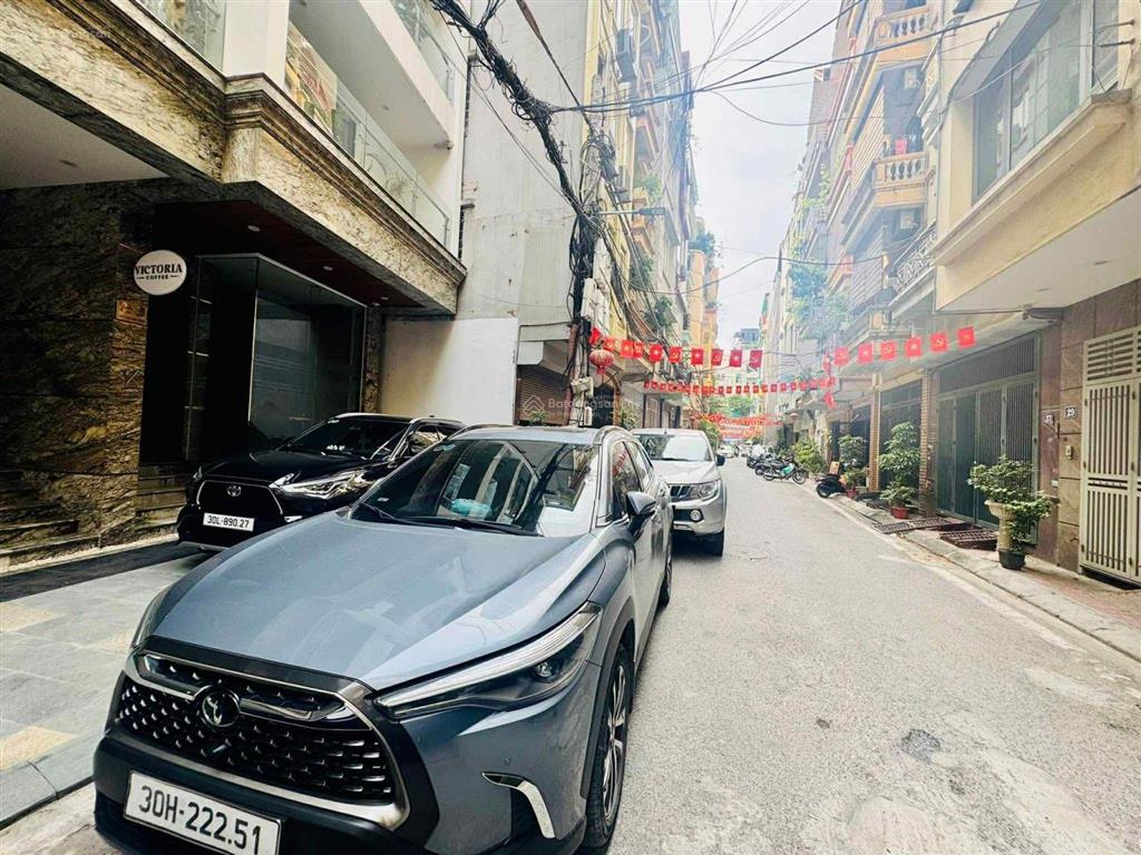 Bán nhà phố lạc long quân 288m tòa văn phòng 8 tầng có hầm 2 thoáng. bán 125 tỷ.  0936 391 ***