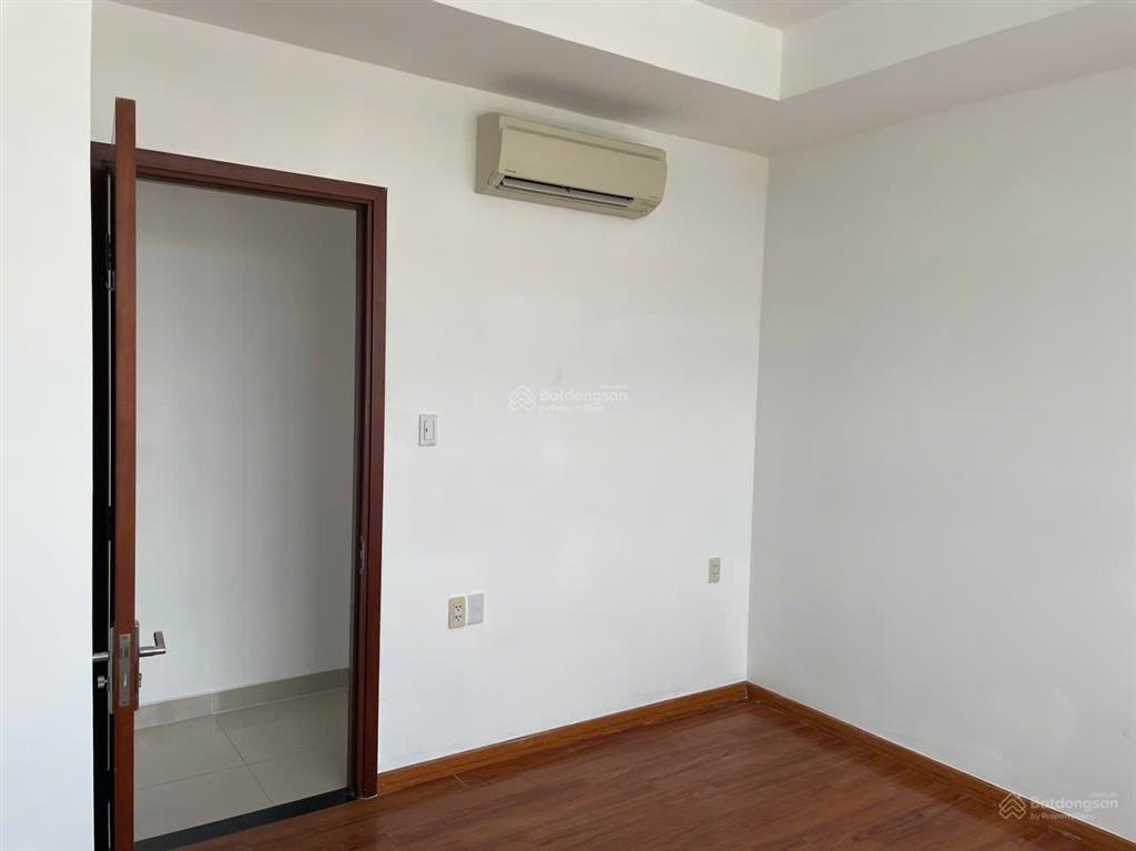 Bán căn hộ cộng hòa plaza (penhouse duplex 2 tầng) q. tân bình 140m2 3pn 3wc 6. tỷ (có sổ)