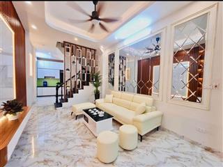 Bán nhà xuân đỉnh  42m  gần phố  nhà mới koong  ở ngay  hơn 8 tỷ