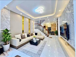 Bán nhà nguyễn văn huyên  45m2  ô tô  nội thất đẹp  nhỉnh 9 tỷ