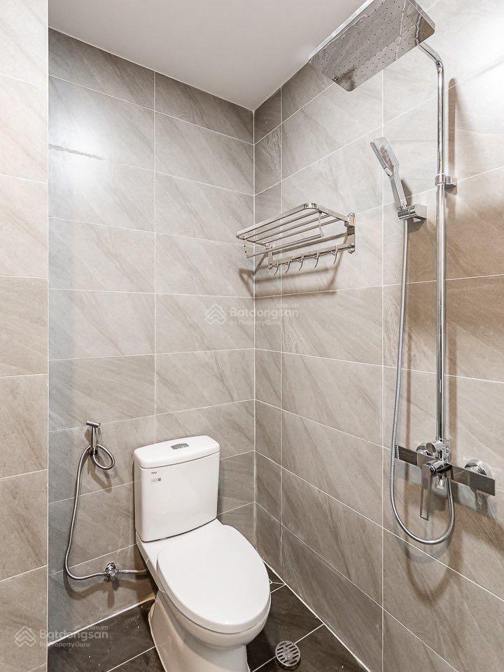 Căn hộ cửa sổ ban công ngay etown cộng hoà
