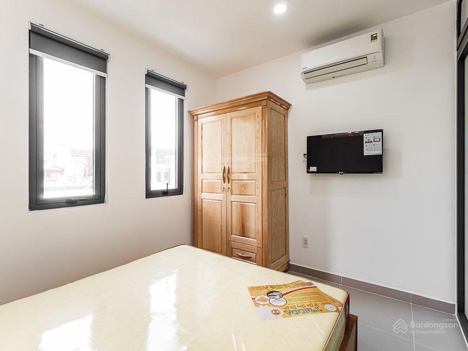 Căn hộ cửa sổ ban công ngay etown cộng hoà