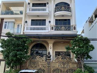 Bán nhà mặt phố lê niệm, dt 8m x 18m, trệt + 4 lầu, giá chỉ 19.9 tỷ