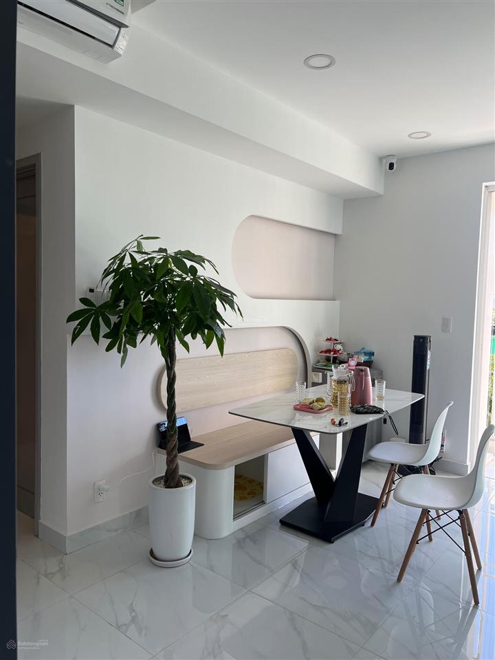 Chuyên bán căn hộ krista 2pn 71.5m2, giá chỉ 5.5 tỷ.  loan 0919 004 *** gọi trước 5 phút xem nhà