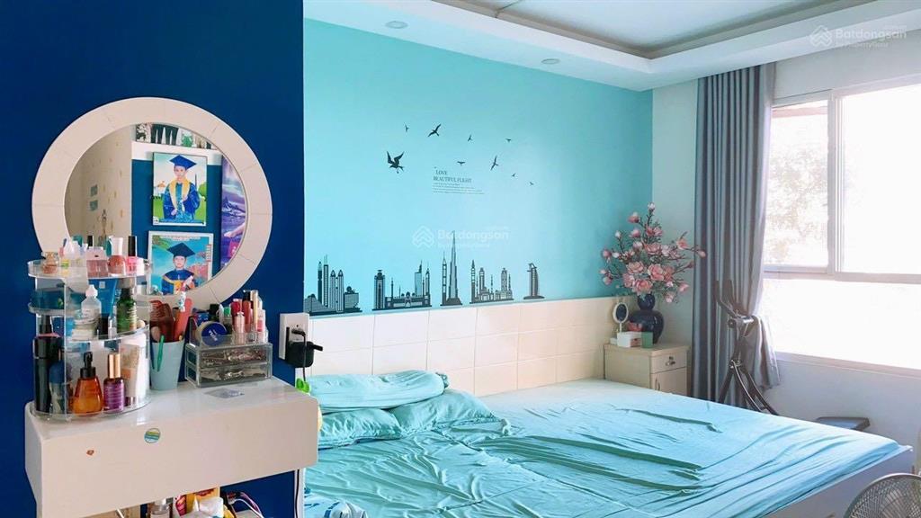 Hot quá! cần bán căn hộ 3pn the krista, 101m2 giá rất tốt từ 6.5 tỷ.  loan 0919 004 ***