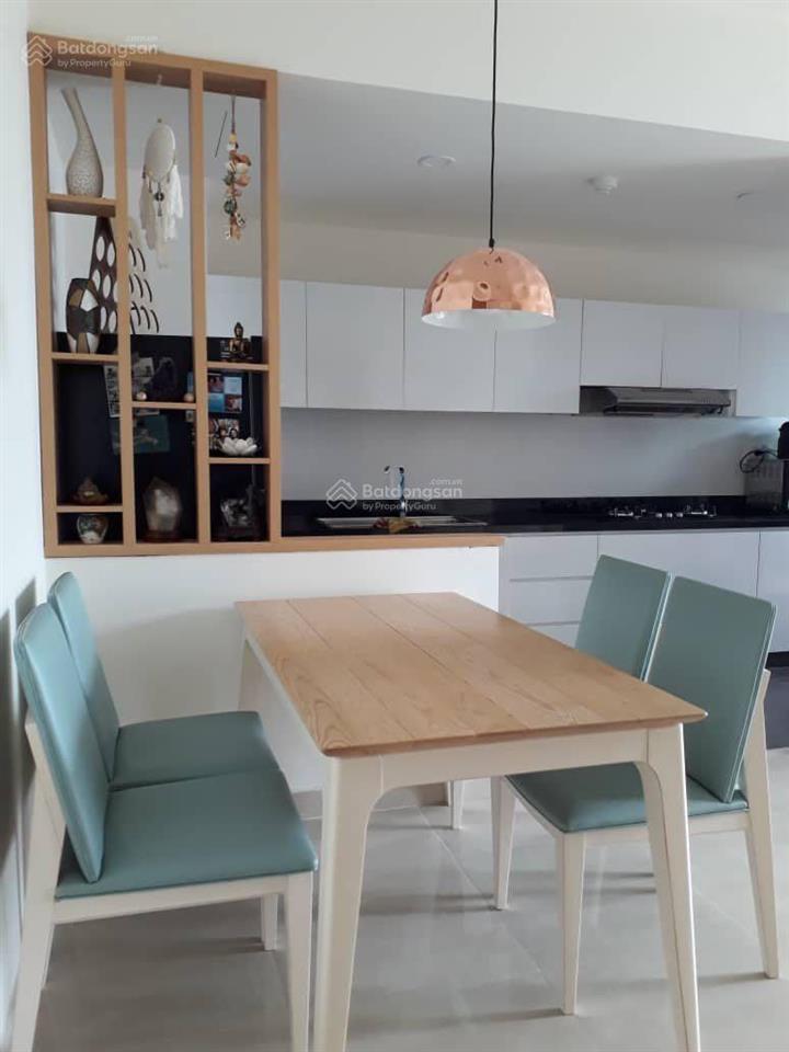 Cho thuê căn krista kris vue 2pn tầng cao thoáng đẹp giá 12tr/th.  0919 004 ***