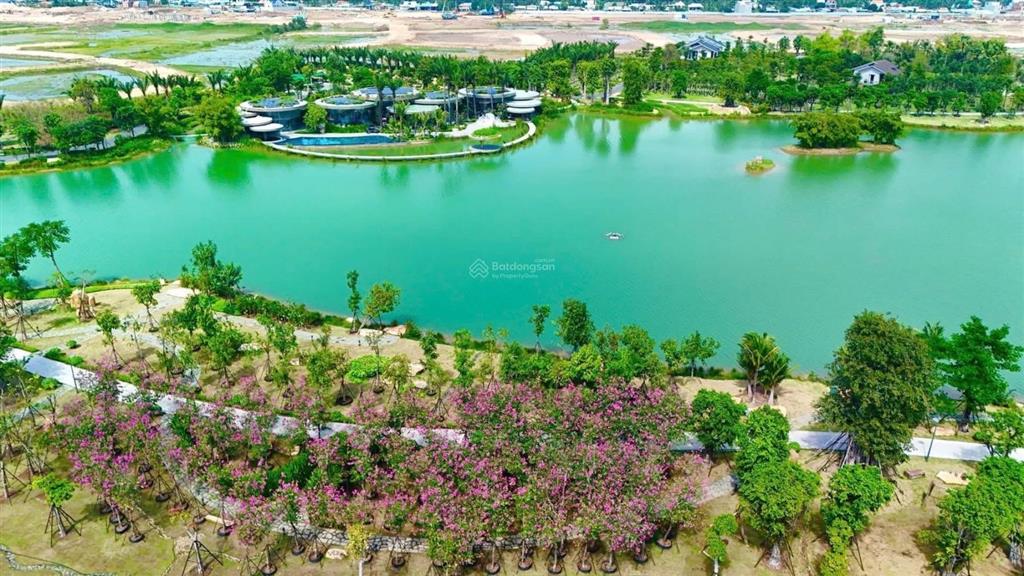 Đơn lập có hầm trải nghiệm view hồ thiên nga & suối mơ 2 căn 352m2/giá 29,8 và 39,6 tỷ. không hccn