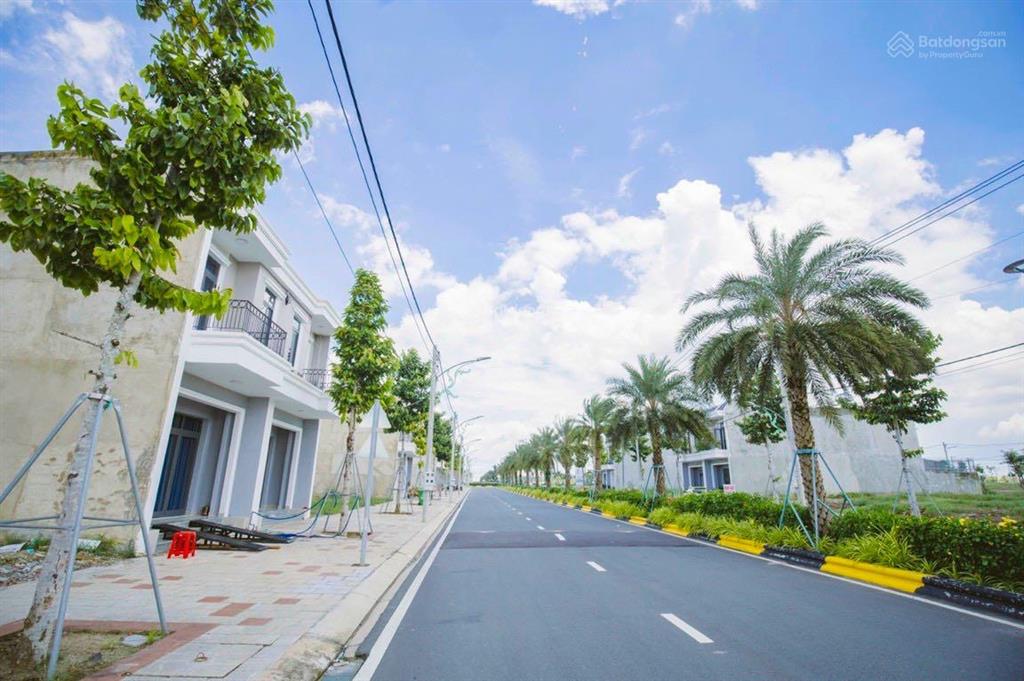 Lô góc đẹp nhất ngay quảng trường ánh sáng khu đô thị cát tường phú hưng tp. đồng xoài, bình phước