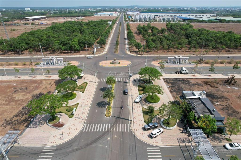 Lô góc đẹp nhất ngay quảng trường ánh sáng khu đô thị cát tường phú hưng tp. đồng xoài, bình phước