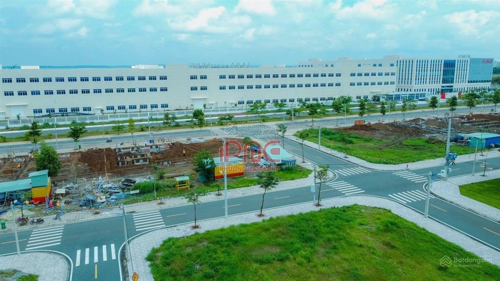 Lô góc đẹp nhất ngay quảng trường ánh sáng khu đô thị cát tường phú hưng tp. đồng xoài, bình phước