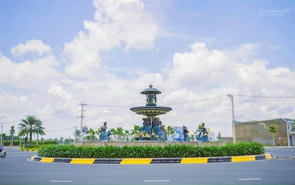 Lô góc đẹp nhất ngay quảng trường ánh sáng khu đô thị cát tường phú hưng tp. đồng xoài, bình phước