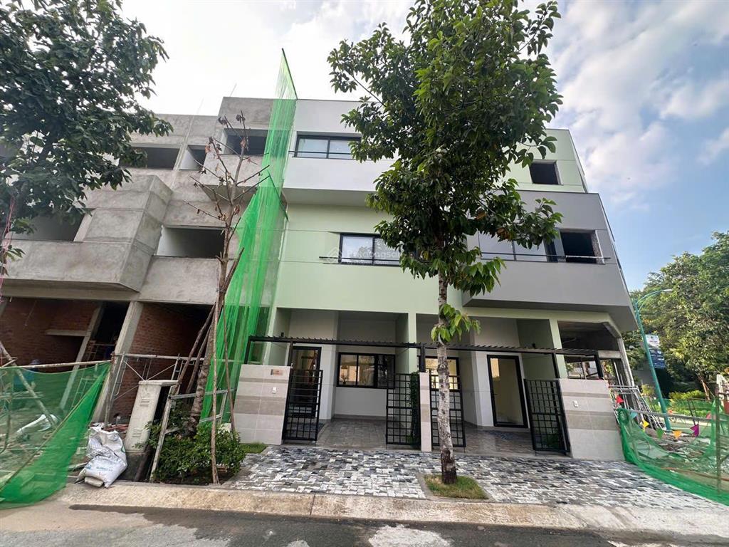 Giá bán tháng 05/2026 căn nhà 1 trệt 1 lầu nhận nhà về ở ngay thanh toán 30% ngân hàng hỗ trợ 70%
