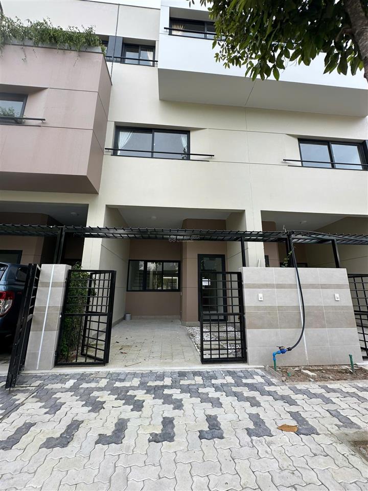 Cho thuê nhà phố khu khép kín an ninh cát tường j  home, 11tr, 80m2, 3pn, 3wc, đầy đủ nội thất