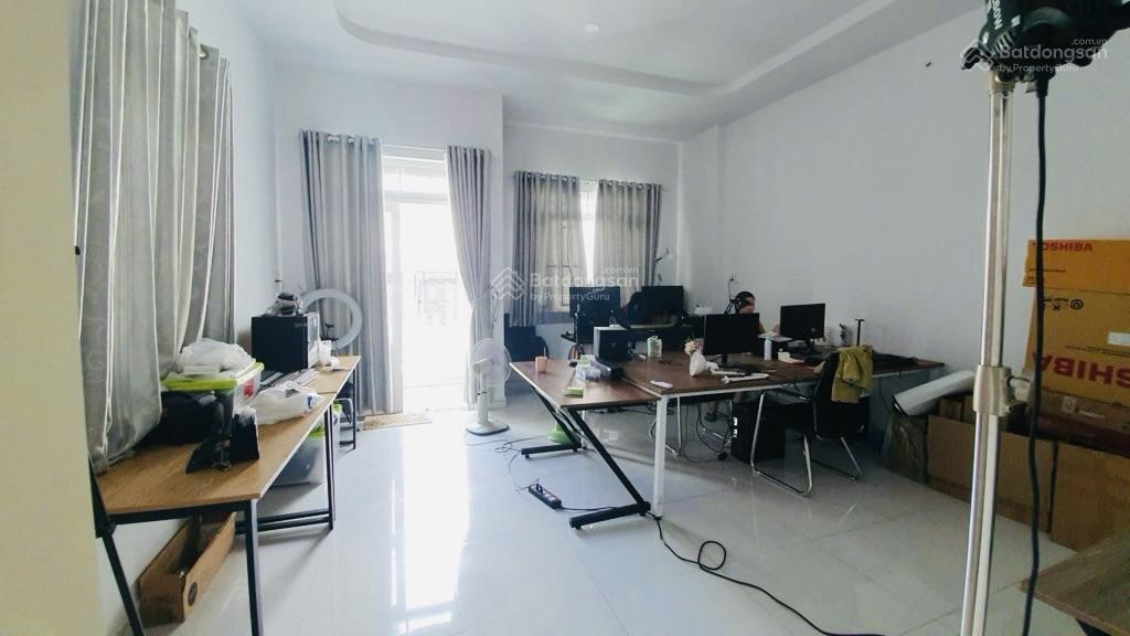 6,99 tỷ tlcc 122m2  6x18m  nở hậu 8m  dòng tiền 15tr  nhà 3 tầng  hẻm xe hơi nguyễn thị xinh