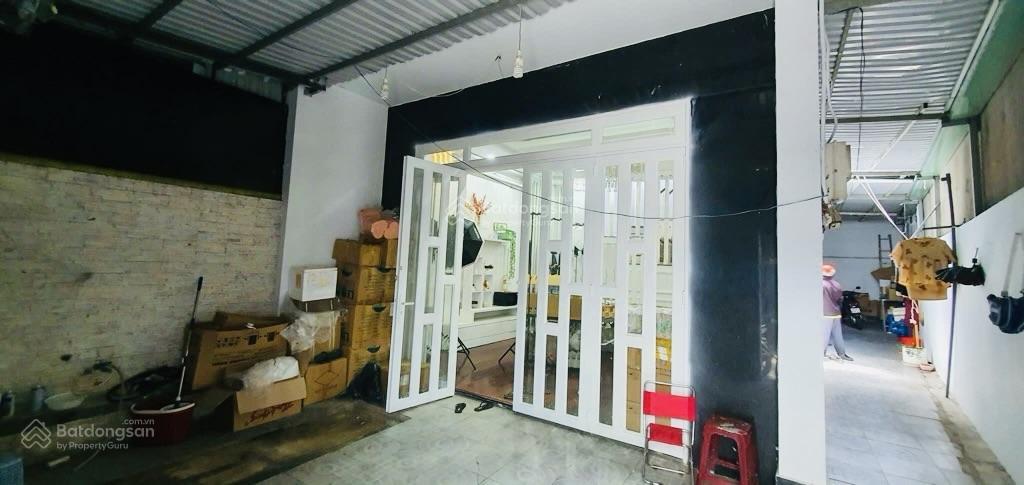 6,99 tỷ tlcc 122m2  6x18m  nở hậu 8m  dòng tiền 15tr  nhà 3 tầng  hẻm xe hơi nguyễn thị xinh