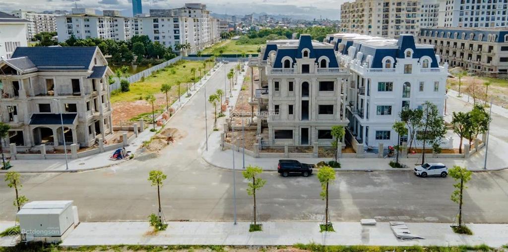 Chỉ 2.3tỷ sở hữu shophouse phú xuân city  sổ hồng đối diện khu hành chính tp. huế, gần aeon mall