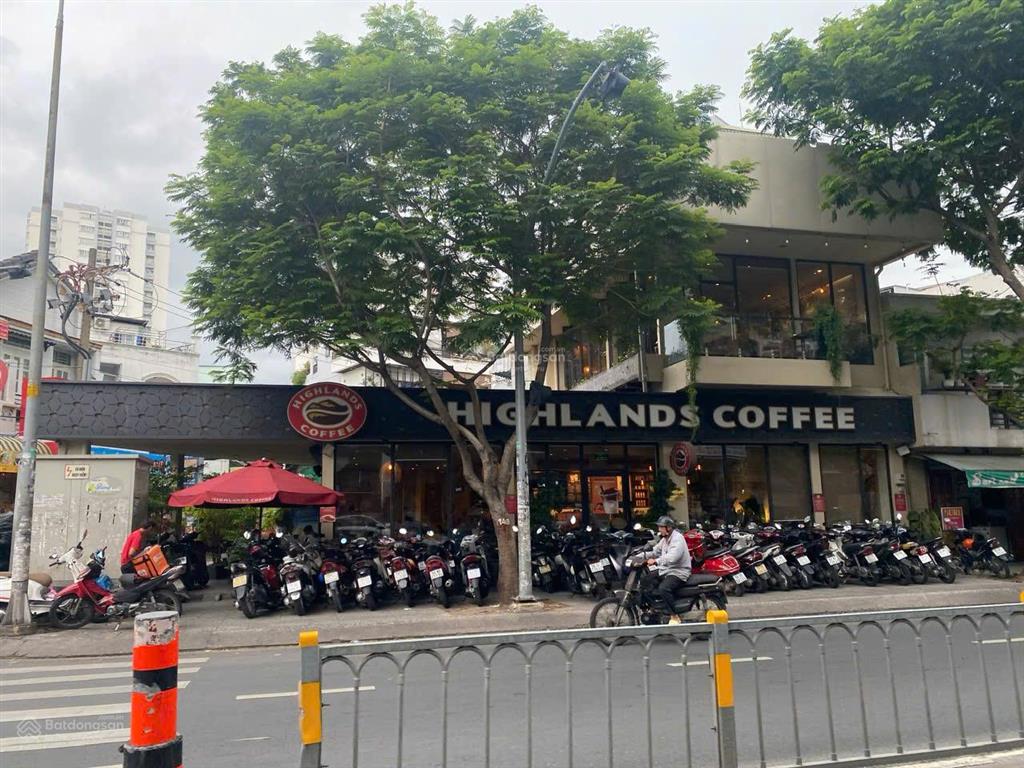 Bán siêu phẩm góc 2 mặt tiền lương định của, an khánh  dt 12x20  nhà cấp 4  xây cao  giá 96 tỷ