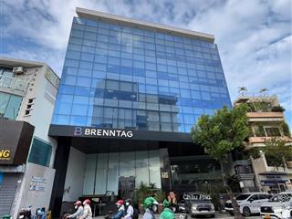 Bán tòa nhà ngang khủng mt thảo điền, quận 2  dt 18x50  hầm 6 tầng  hdt 2 tỷ/tháng  giá 168 tỷ