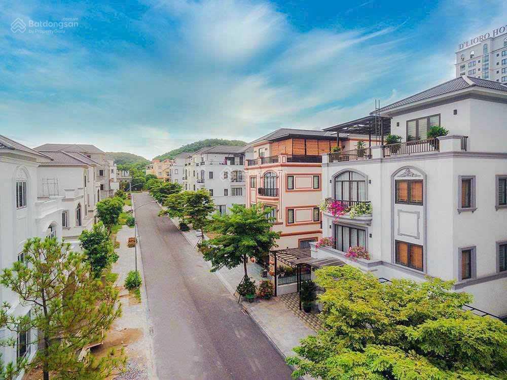 Em xuân bán căn biệt thự biệt lập view biển vip nhất hạ long giá chỉ hơn 20t có nội thất, thang máy