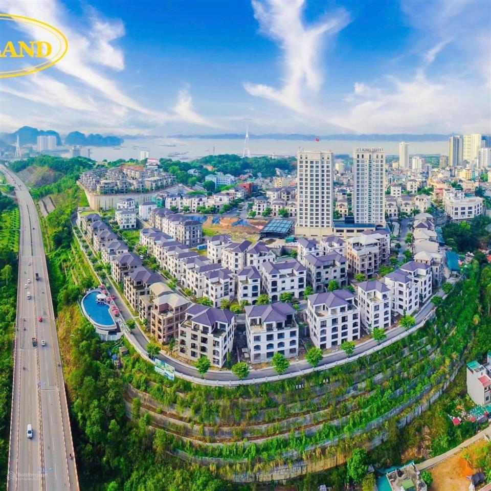 Em xuân bán căn biệt thự đồi view thẳng biển giá vip ngoại giao, bàn giao full nội thất liền tường