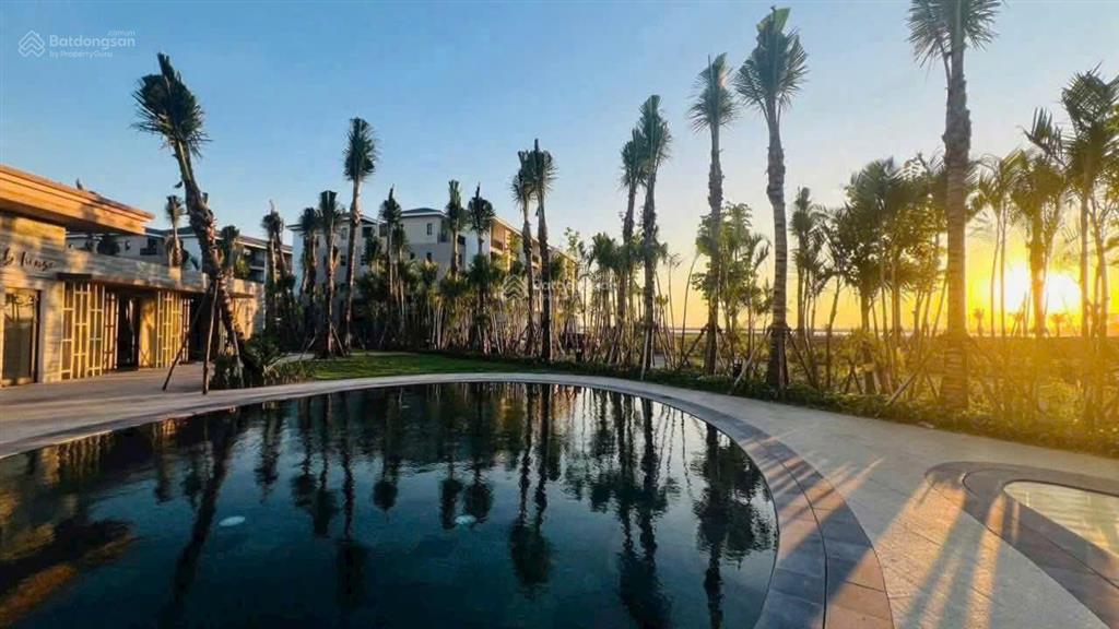 Cần bán căn ngoại giao của chị em, 4 tầng 8pn, 9vs 1 khách 1 bếp sổ đỏ bỏng tay giá hơn 10 tỷ full