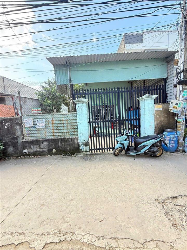 Bán đất 5x25m, tặng nhà cấp 4 còn mới đường mạch thị liễu