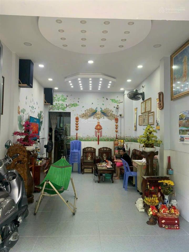 Bán nhà 1 trệt 2 lầu ngay bên cạnh khu du lịch văn thánh, sát vinhomes 14 tỷ