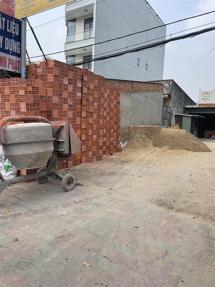 Bán nhà cấp 4 đã cũ, ngang 6,5m dài 29m, tổng diện tích 189,8m2 có 109,2m2 đất ở,  0907 063 ***