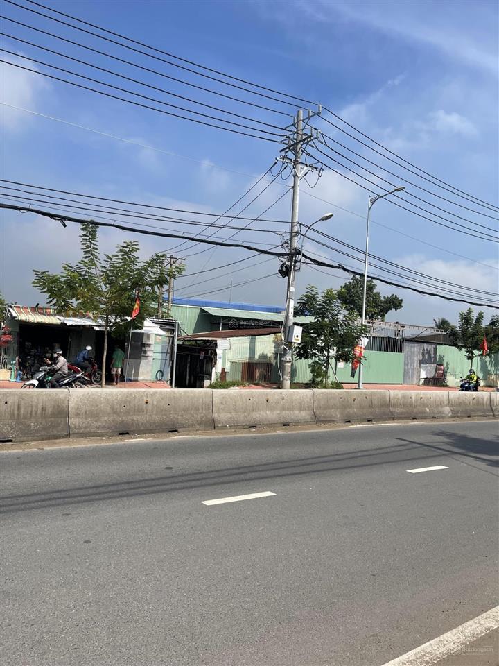 Bán đất đường nguyễn cửu phú, ngang 8,6m dài 35m hậu nở 9m. tổng 297m2 có 168m2 thổ.  0907 063 ***