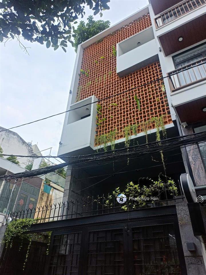 Tin thật 100% diện tích 6x17m. giá 17 tỷ chính chủ cần bán nhà đường cao thắng p12 1 trệt 3 lầu