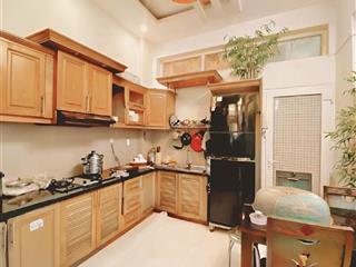 Bán nhà đẹp 1/ ở ngay sư vạn hạnh quận 10, 52m2 4 tầng btct, 2 mặt trước sau chỉ 7 tỷ nhỉnh