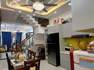 Nhà đẹp vĩnh hội q4  3 lầu  46m2  hẻm 1 sẹc  ko qh  chỉ 5 tỷ nhỉnh