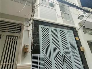 Nhà hoàng diệu q4 hẻm 4m 28m2  4 lầu đúcko qhchỉ 5 tỷ nhỉnh