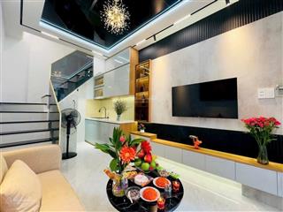 Nhà vĩnh hội q4 2 lầu đúc 45m2 3pn ko qh giá 4 tỷ nhỉnh