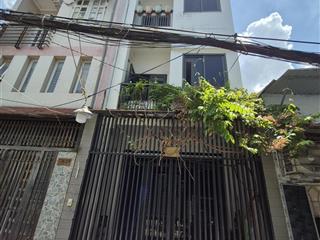 Nhà đẹp q4  hẻm 4m 60m2  5 lầu đúc  7pn ko qh  giá 8 tỷ nhỉnh
