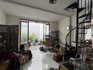 Nhà xóm chiếu q4 hẻm 3m 50m2  2 lầu đúc  ko qh giá 5 tỷ